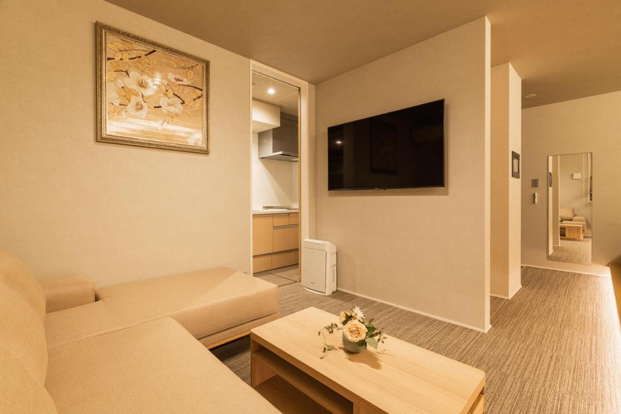 GRAND BASE Hakata Station Aparthotel Fukuoka  Bagian luar foto